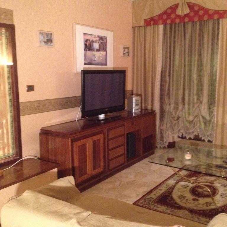 B&B Il Bagolaro Dell'Etna Sant'Agata Li Battiati Bagian luar foto