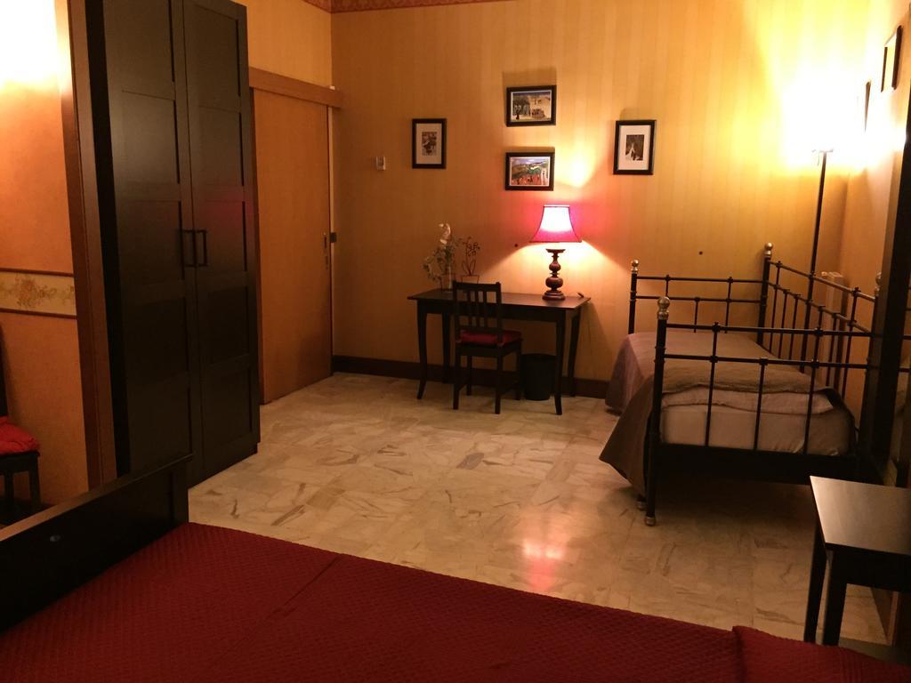 B&B Il Bagolaro Dell'Etna Sant'Agata Li Battiati Ruang foto